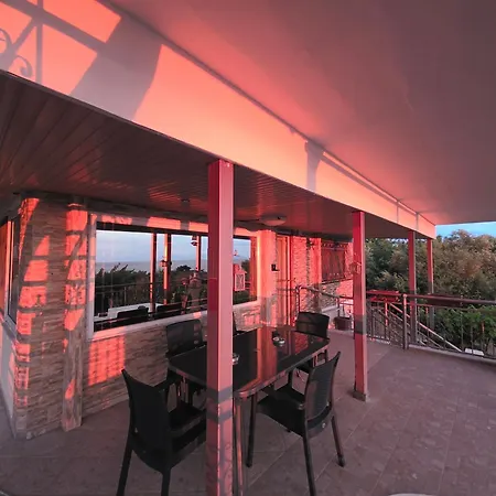 別荘 Aegean Breeze House ネア・イラクリア