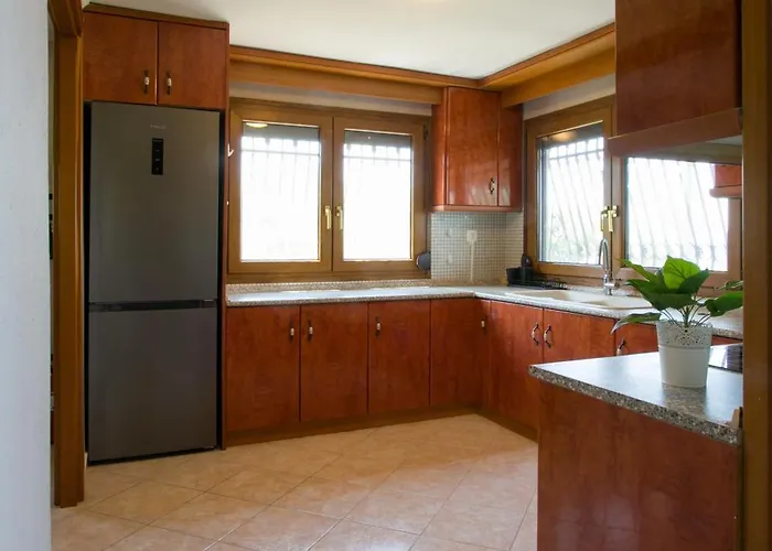 Aegean Breeze House *
